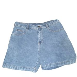 T&Q Jean shorts